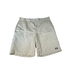 Dickies Mens Size 48 Shorts Khaki Work Utility